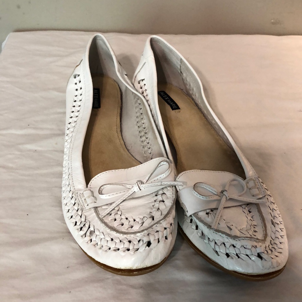 Bowed Flats